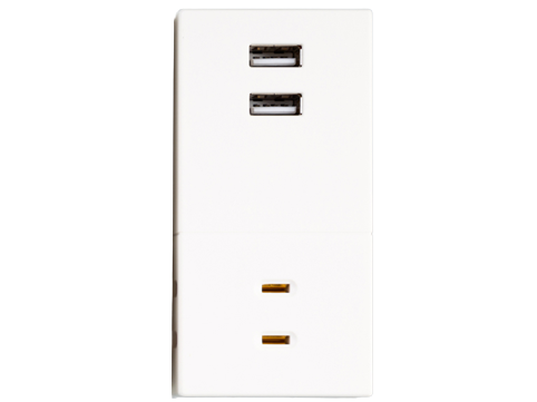 Муҳофизати розеткаи барқ ​​бо 3 васлаки AC ва 2 USB-A
